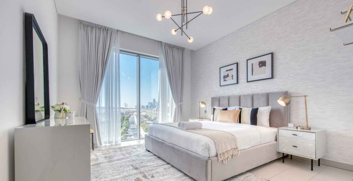 340 RIVERSIDE CRESCENT 15